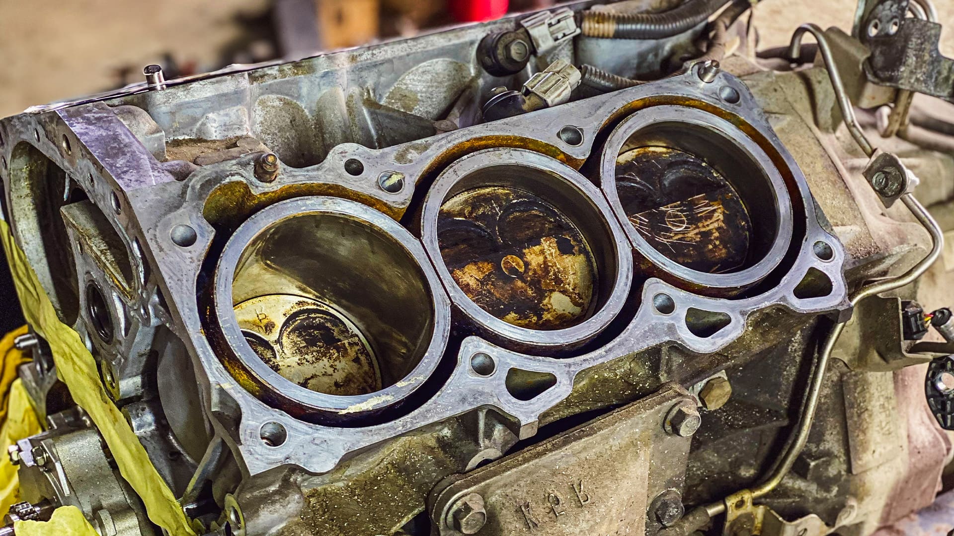 Ремонт циліндро-поршневої групи ціна