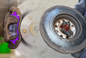 Клинит суппорт: почему это опасно, причины, симптомы и решения