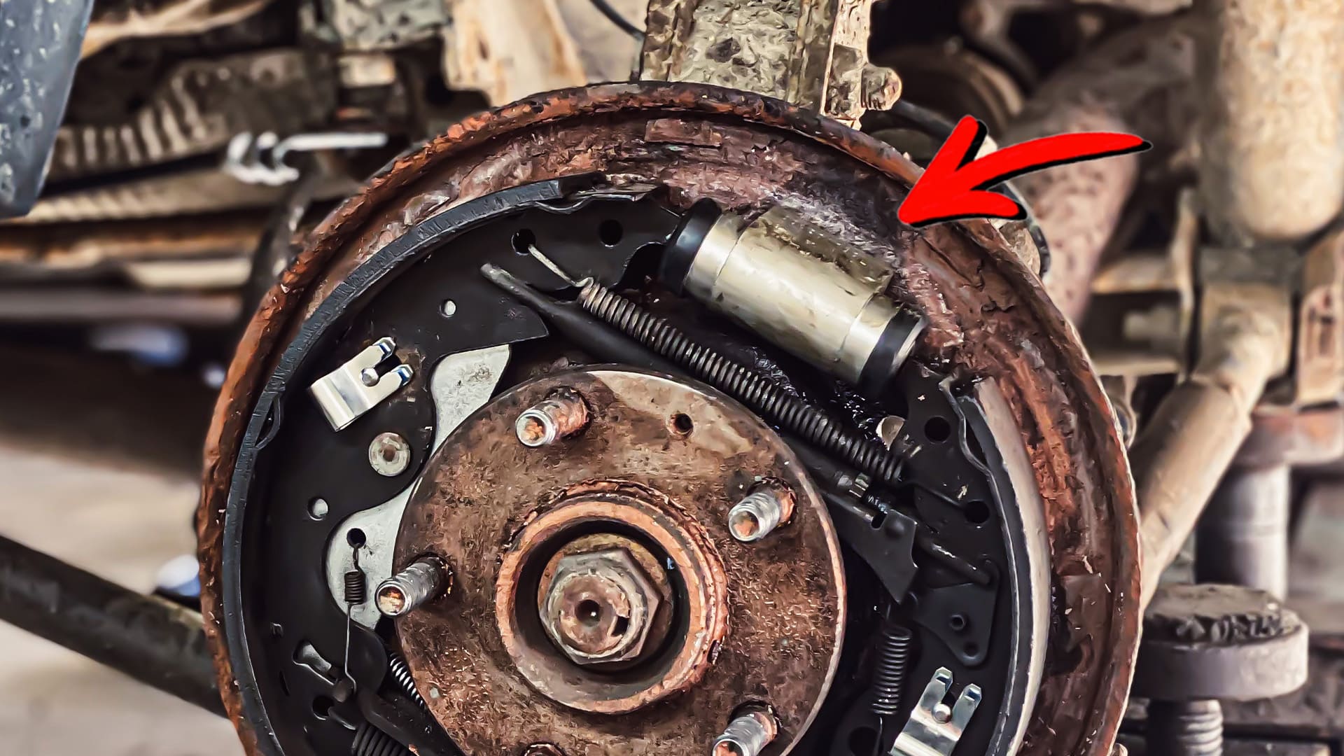 Заміна гальмівного циліндра супорта вартість